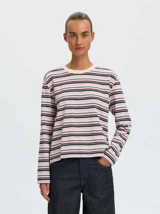 ESSENTIAL LS BOXY TEE