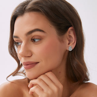 Knot crystal stud steel