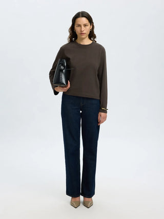 ESSENTIAL LS BOXY TEE