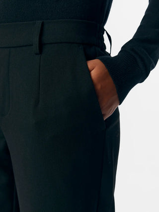 LISA SLIM PANT - SVART