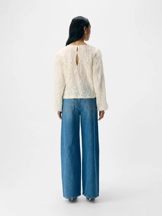 LUCIE O-NECK TOP