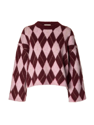 LULU BRUSHED ARGYLE KNIT O-NECK