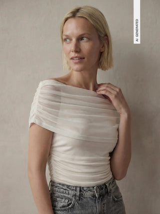 Dina Cape Top