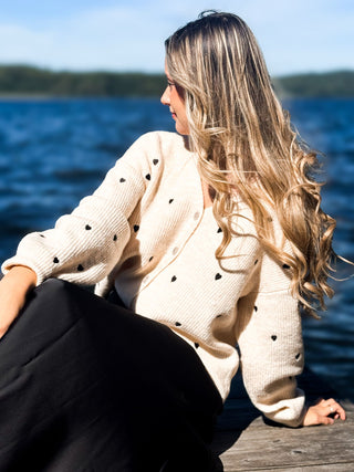BOW EMBROIDED KNIT CARDIGAN