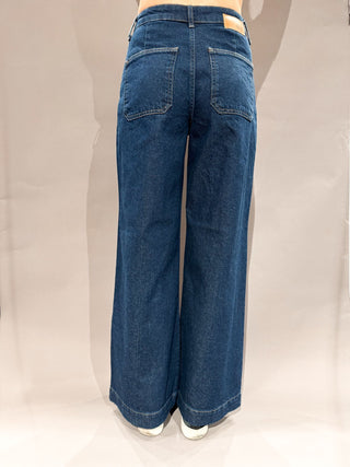 Högmidjade jeans med front fickor