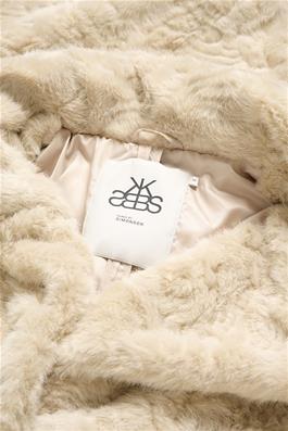 Bolinda fur jacket