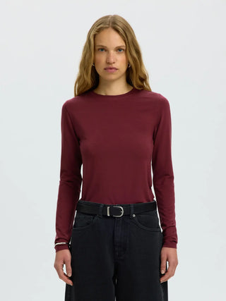 MANJA O-NECK