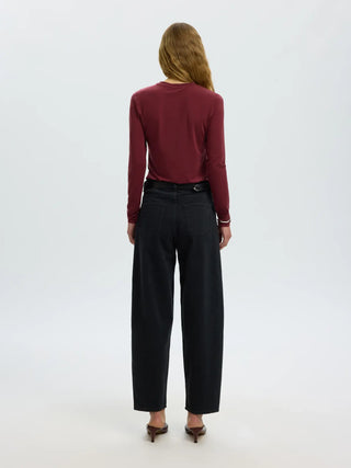MANJA O-NECK