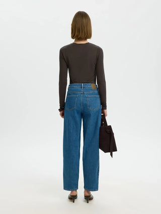 MANJA O-NECK