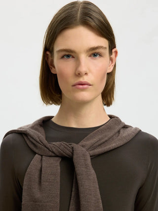 MANJA O-NECK