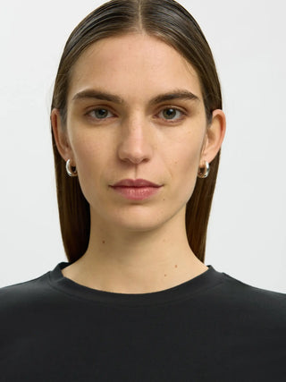 MANJA O-NECK